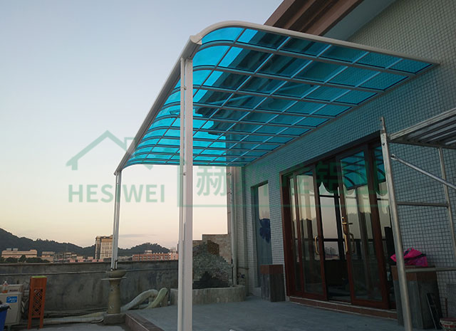 廣州白云區(qū)同和天健廣場創(chuàng)意園雨棚一棟陳女士