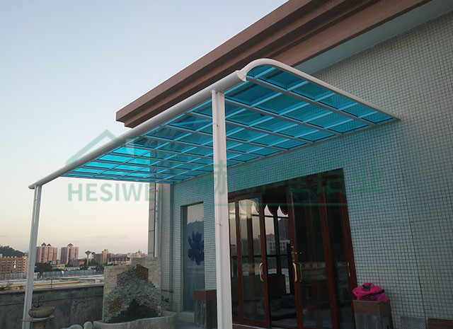 廣州白云區(qū)同和天健廣場創(chuàng)意園雨棚一棟陳女士